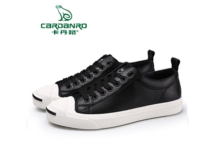 新款舒适学生鞋男士韩版滑板鞋