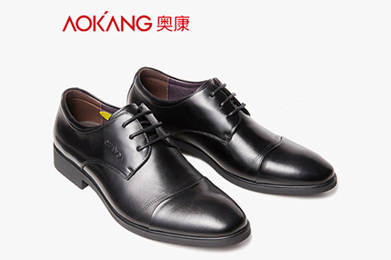 男青年真皮英伦尖头鞋